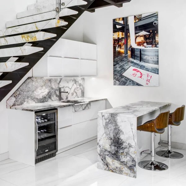 1814_014-1651607819120